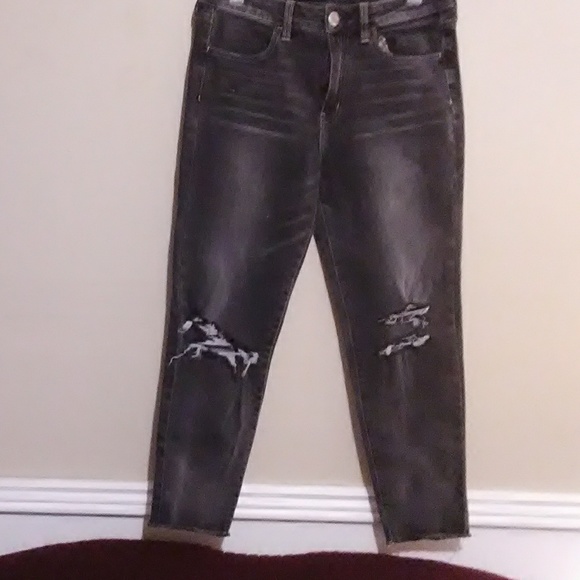 American Eagle Outfitters Denim - **SALE**  American Eagle Outfitters Distress Jeans